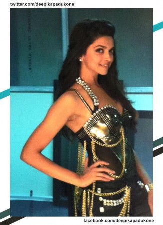 Deepika Padukone During the IPL Opening Ceremony