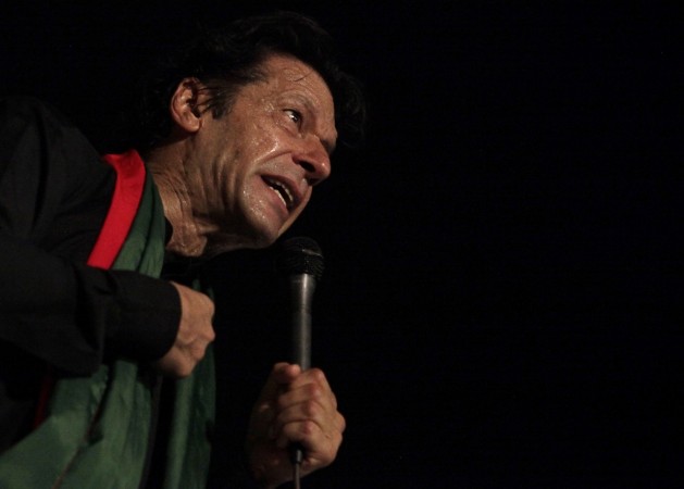 Imran Khan favours Donald Trump's visa ban on Pakistan. Here's why