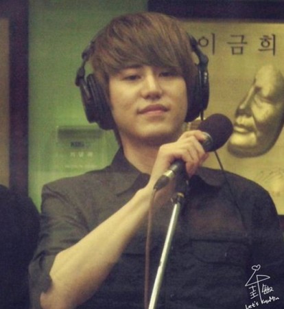 Kyuhyun will perform at Dongho's wedding ceremony