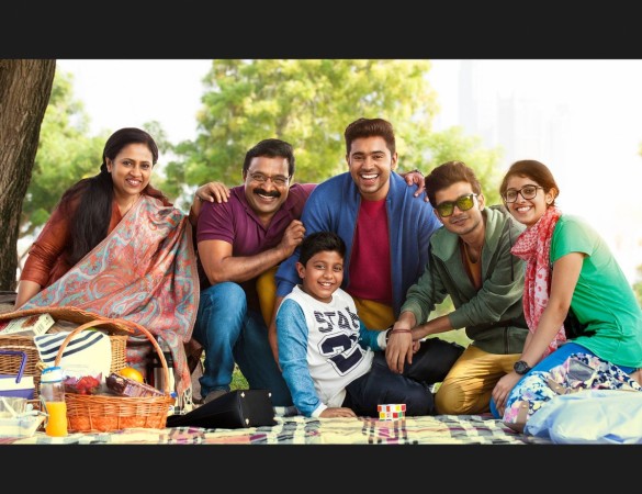 Jacobinte Swargarajyam Family Song