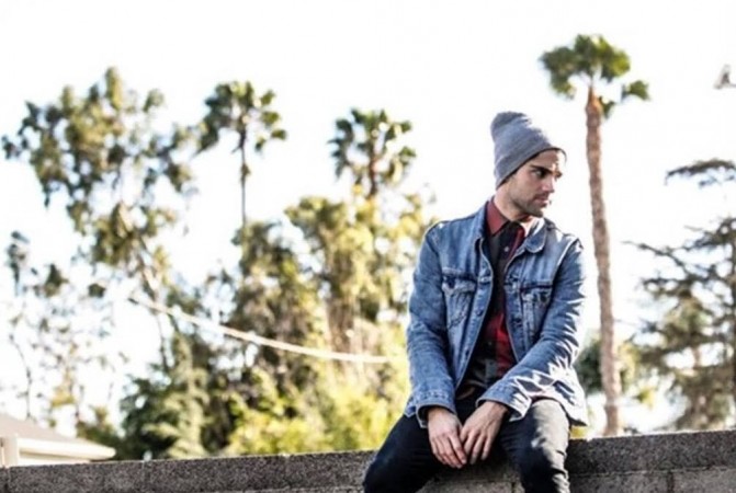 Max Ehrich plays Freddie Ridge in the Hulu show