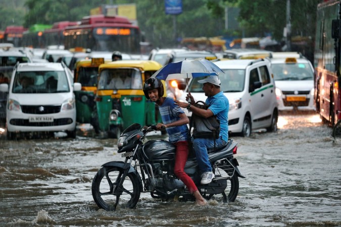 water level reservoir bcm central region water monsoon rain rainfall stock markets bullish delhi up cauvery dispute fight clashes