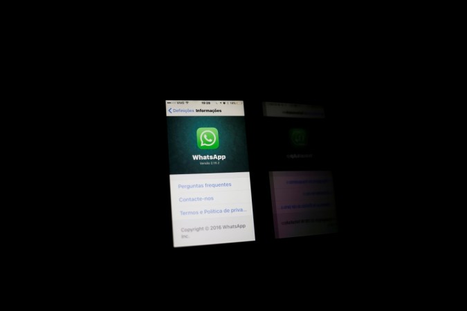 WhatsApp or Google Allo: Which one should you use WhatsApp or Google Allo: Which one should you use