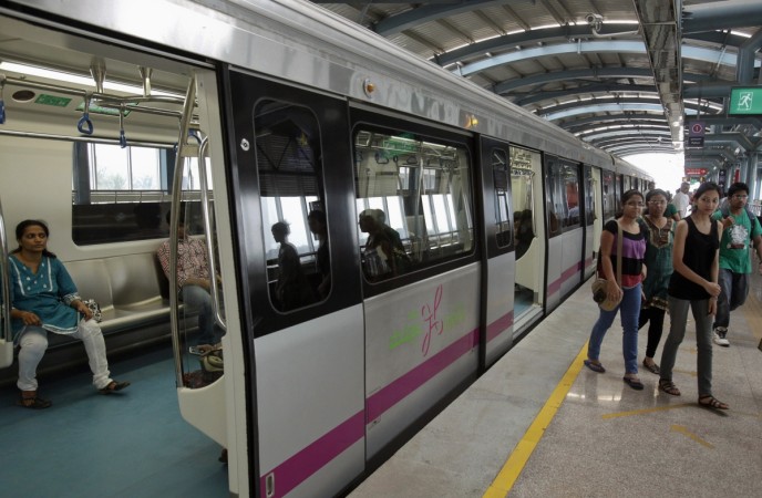 Will redesign Metro signages minus Hindi, says Siddaramaiah Will redesign Metro signages minus Hindi, says Siddaramaiah