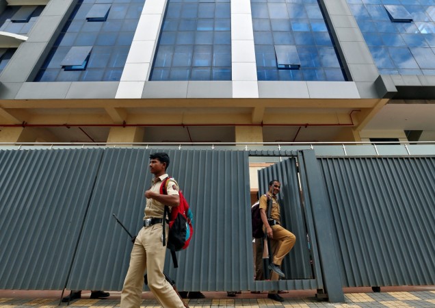 Thane call centre scam