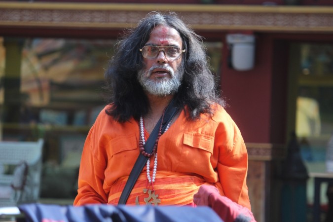 1477399275 om swami - Swamiji plans to make Rs 100 Crore film on his life