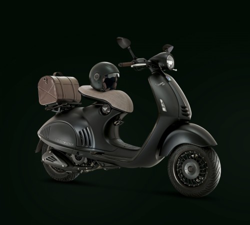 Vespa 946 Emporio Armani edition Vespa 946 Emporio Armani edition
