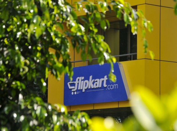 Snapdeal board accepts Flipkart's buyout offer, says report