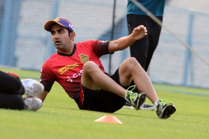 Gautam Gambhir to bear education expenses of martyred JK cop's daughter Gautam Gambhir to bear education expenses of martyred JK cop's daughter