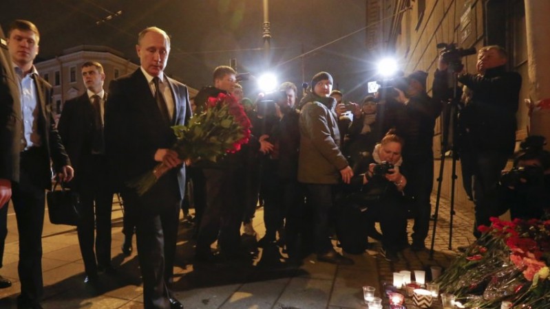 Suspected Isis recruiters arrested in St Petersburg in wake of metro attack Suspected Isis recruiters arrested in St Petersburg in wake of metro attack