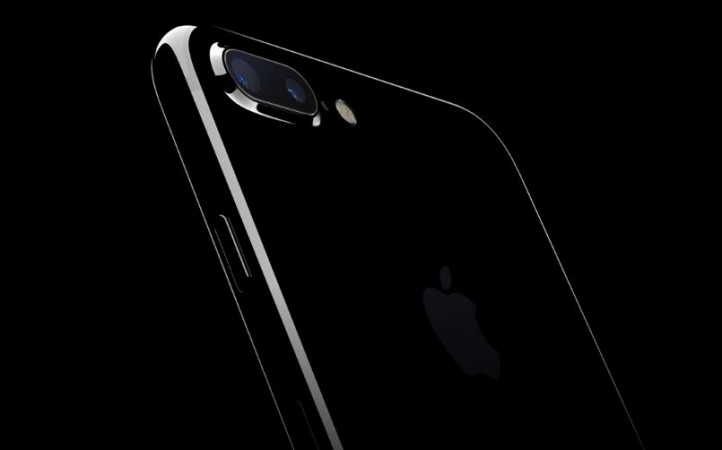 Apple is rumoured to make significant modifications to its next-generation iPhone 8 to compete against Samsung's radically designed Galaxy S8. Apple iPhone 8