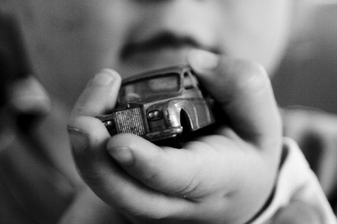 Delhi: Two children get locked in auto, die of suffocation Delhi: Two children get locked in auto, die of suffocation
