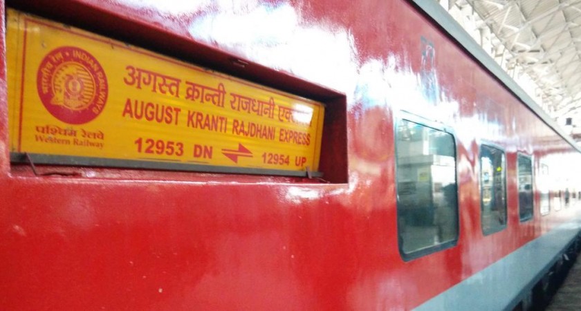 Rajdhani passengers drugged, looted of Rs 15 lakh
