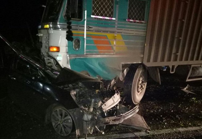 Four Malayali students die after truck rams their auto in Karnataka