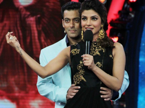 Priyanka Chopra to pair opposite Salman Khan in Bharat? Priyanka Chopra to pair opposite Salman Khan in Bharat?