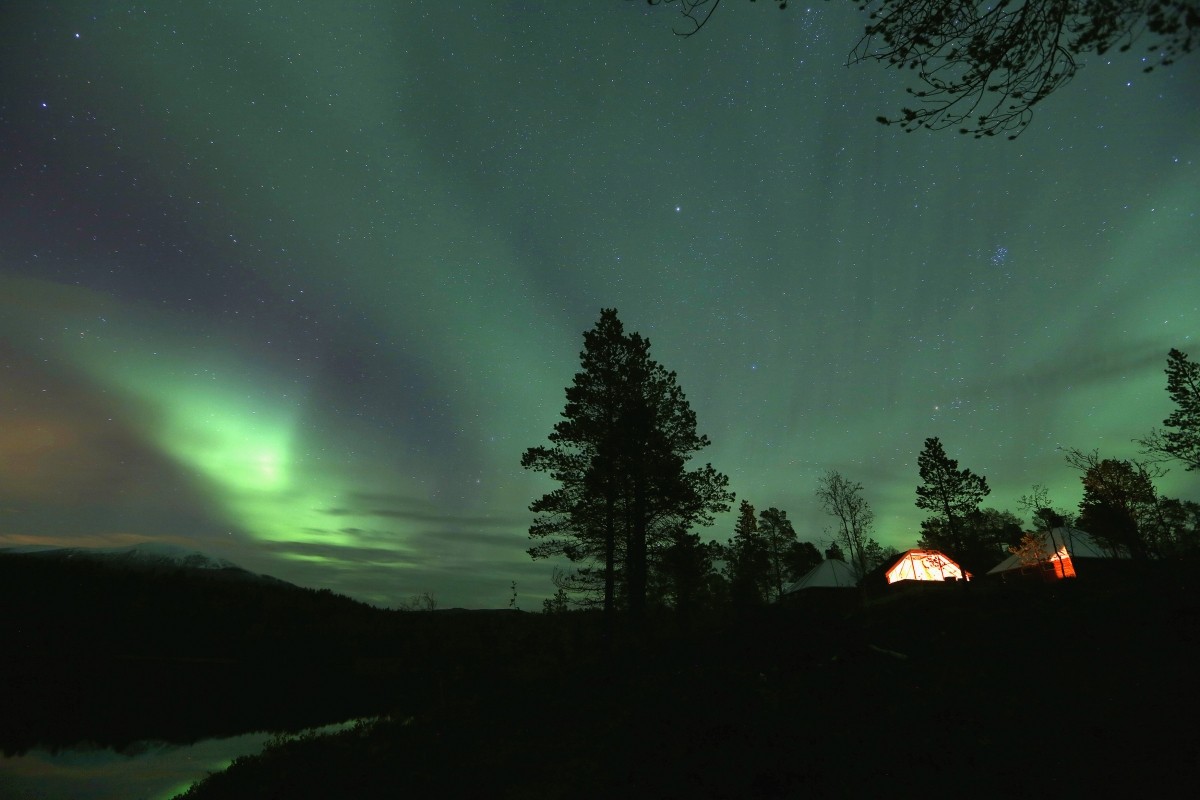 Aurora Borealis: Breathtaking Pictures of Northern Lights from Arctic