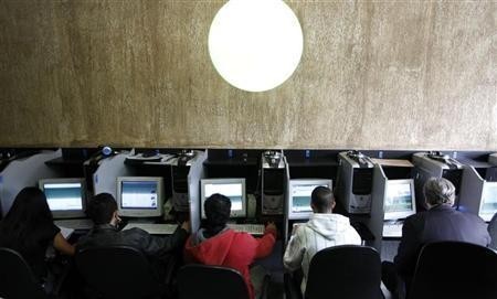 Internet cafe (Photo: Reuters) Internet cafe