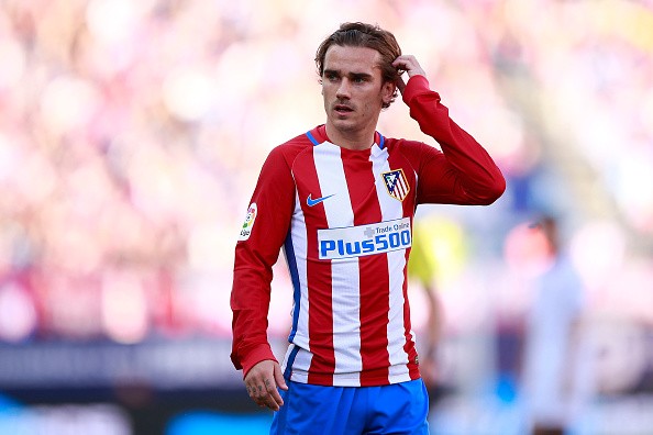 Antoine Griezmann: 'It would be dirty to leave Atletico Madrid now' Antoine Griezmann: 'It would be dirty to leave Atletico Madrid now'
