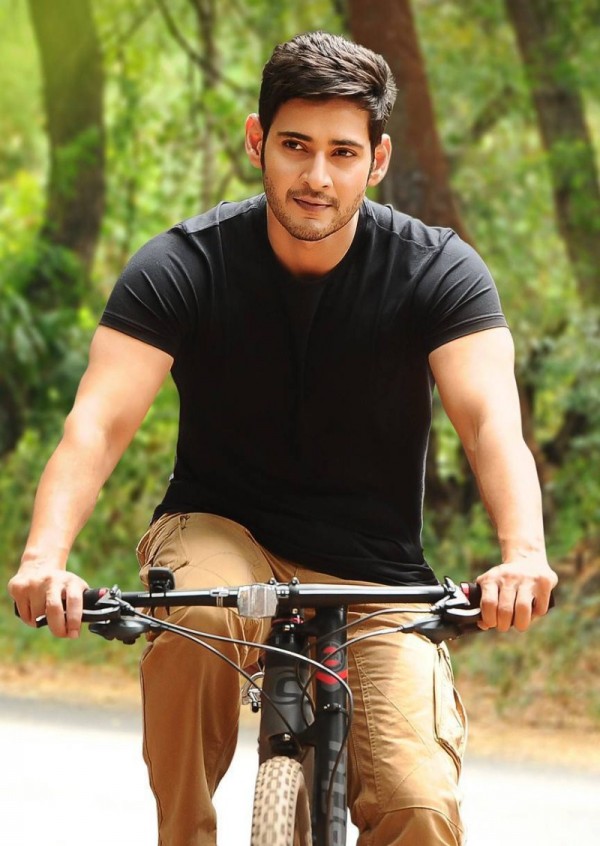 Prince Mahesh Babu stills from Srimanthudu Movie - Photos