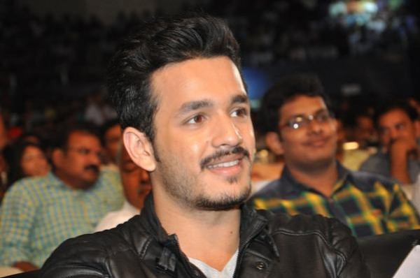 Nagarjuna, Naga Chaitanya, Mahesh Babu, Nithin at Akhil Audio Launch - Photos - 1442837782_nagarjuna-mahesh-babu-nithin-akhil-audio-launch