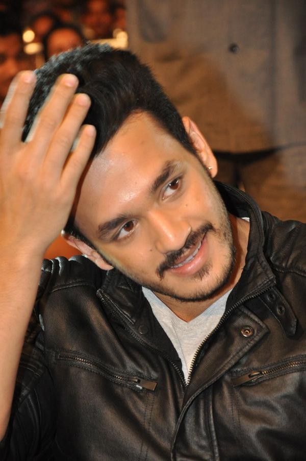 Nagarjuna, Naga Chaitanya, Mahesh Babu, Nithin at Akhil Audio Launch - Photos - 1442837782_nagarjuna-mahesh-babu-nithin-akhil-audio-launch