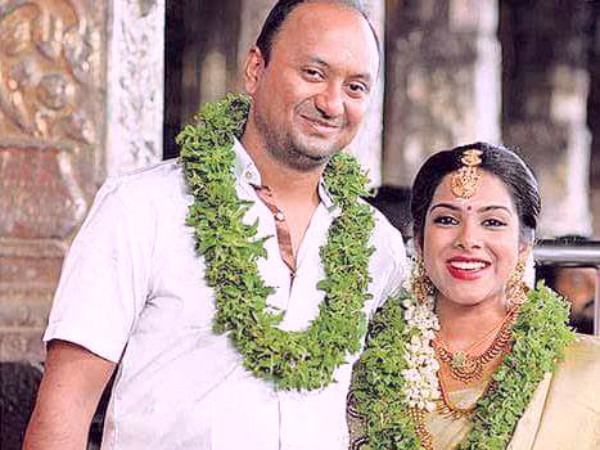 revathi priya serial actress wedding