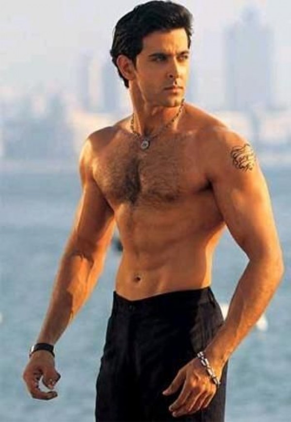Hrithik Roshan Birthday Special Viral Pictures Of His Six Pack Abs Photos Images Gallery 57069