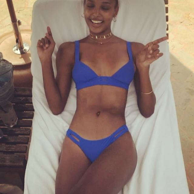 Jasmine Tookes Flaunts Her Curves In Bikini Body Photos Images Gallery 68970