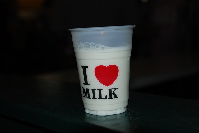 world-milk-day-check-out-how-much-milk-you-should-drink-daily