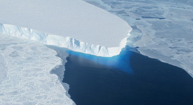 Scientific expedition probes newly exposed Antarctic ecosystem