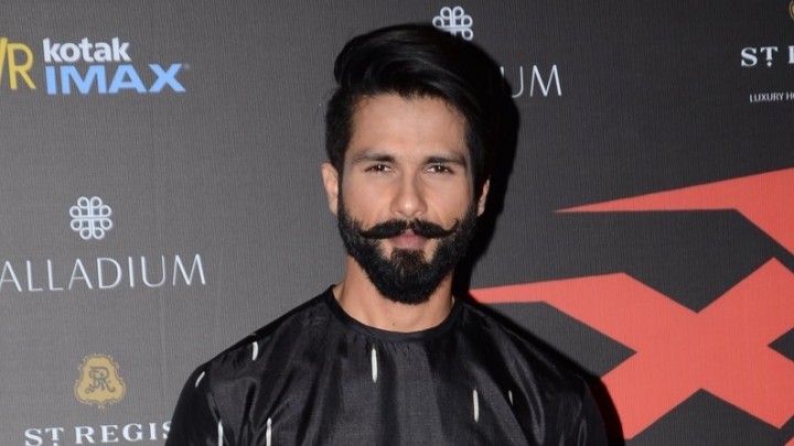 Shahid's new look as Maharawal Ratan Singh have been released Shahid's new look as Maharawal Ratan Singh have been released