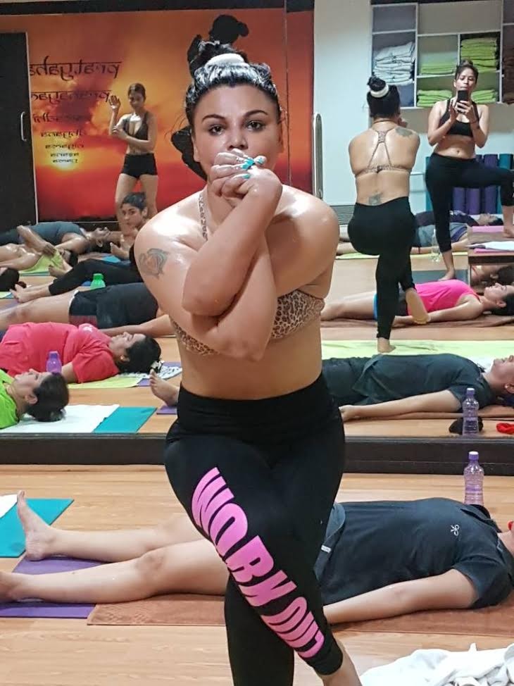 International Yoga Day 2017 Poonam Pandey Rakhi Sawant Flash Too Much