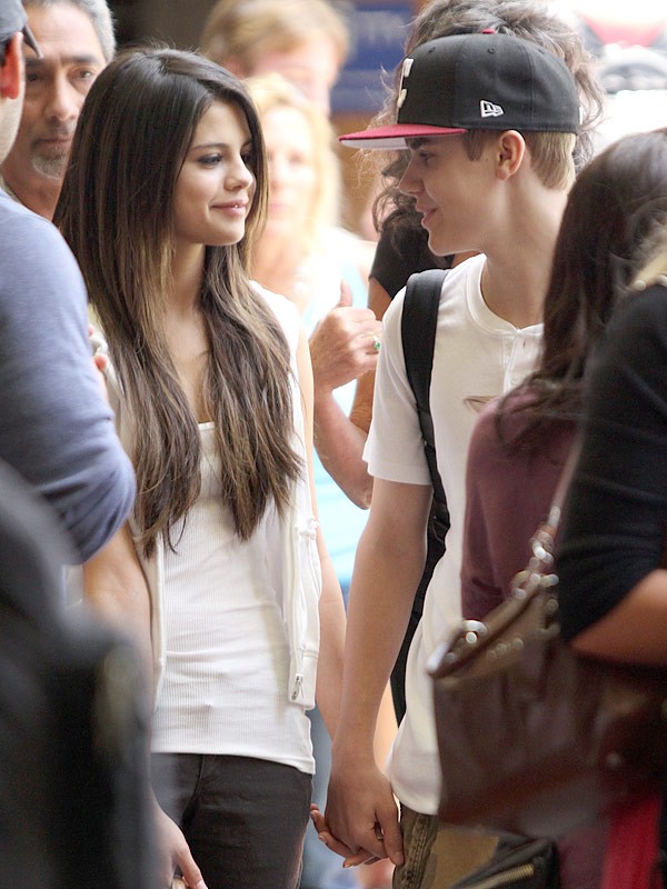 Justin Bieber & Selena Gomez Justin Bieber & Selena Gomez