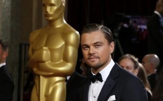 leonardo-dicaprio-best-actor-nominee-for-his-role-in-the-film-quotthe-wolf-of-wall-streetquot-arrives-at-the-86th-academy-awards-in-hollywood