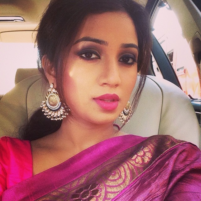 Shreya Ghoshal Turns 31; Rare and Unseen Selfies of Singing Sensation [PHOTOS] - shreya-ghoshal