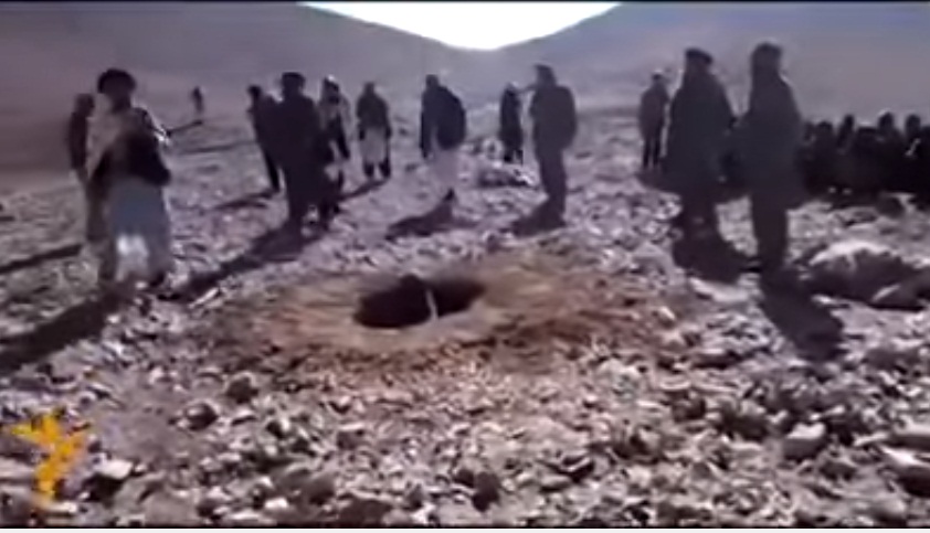 Afghanistan Horrific Video Shows Taliban Stoning Woman To Death For Premarital Sex 7732