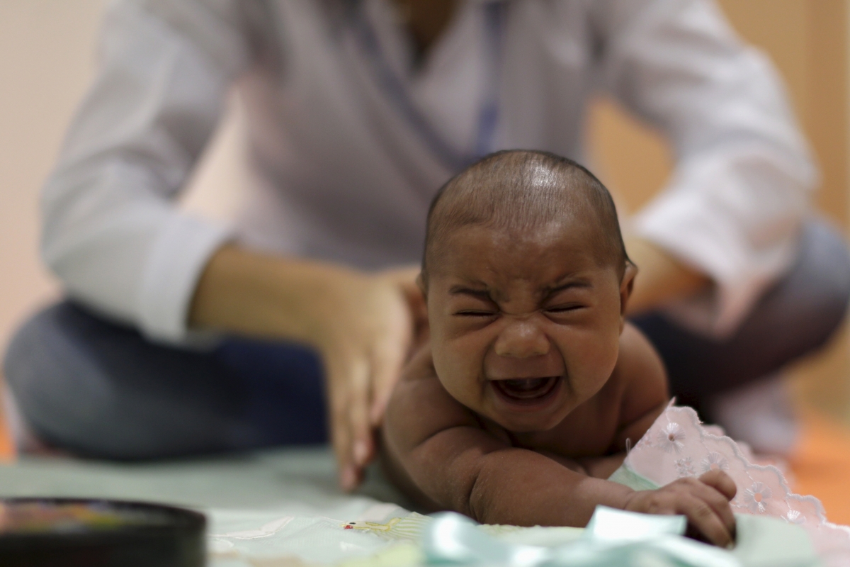 Zika virus: Brazil researchers find link with birth defect