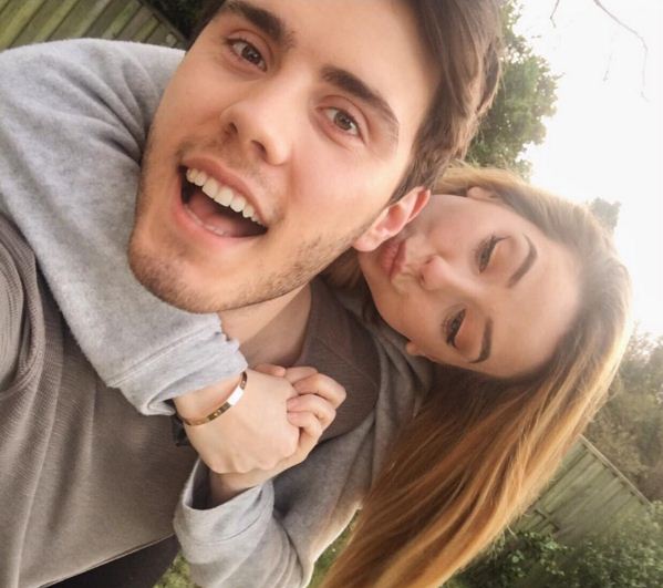 Zoella Sugg Turns Rare Adorable Photos Of Youtube Star With Babefriend Alfie Deyes