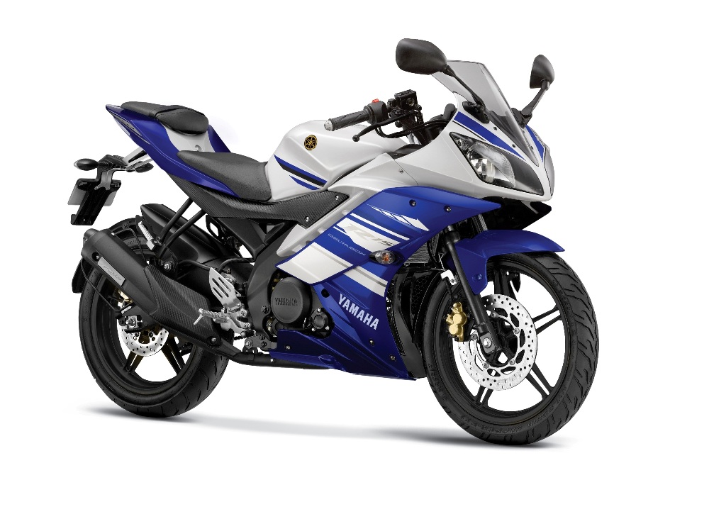 Yamaha YZF-R15 Version 2.0, YZF-R15 S updated with ...