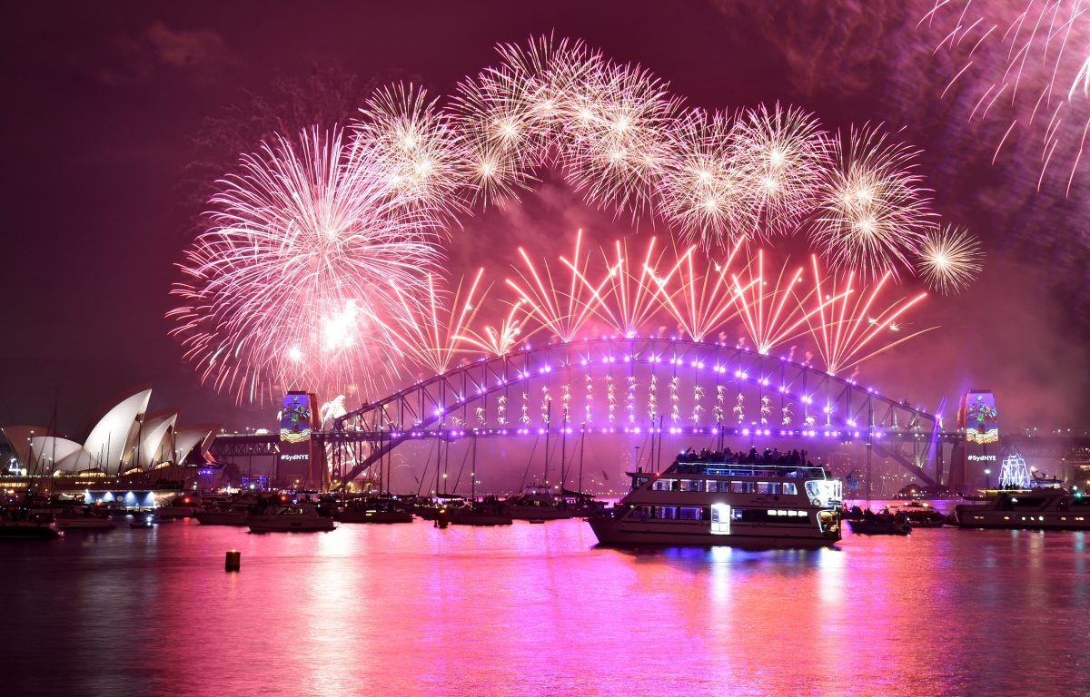 Sydney New Year S Eve Fireworks 2018 Live Stream When And