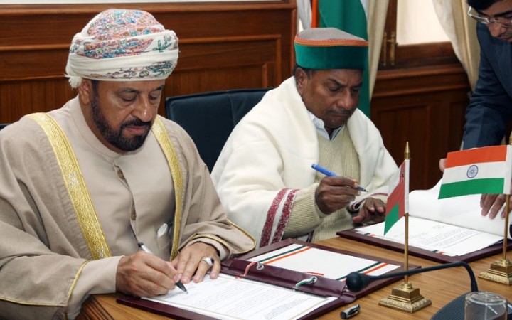 A K Antony and Badar bin Saud bin Harib al Busaidi