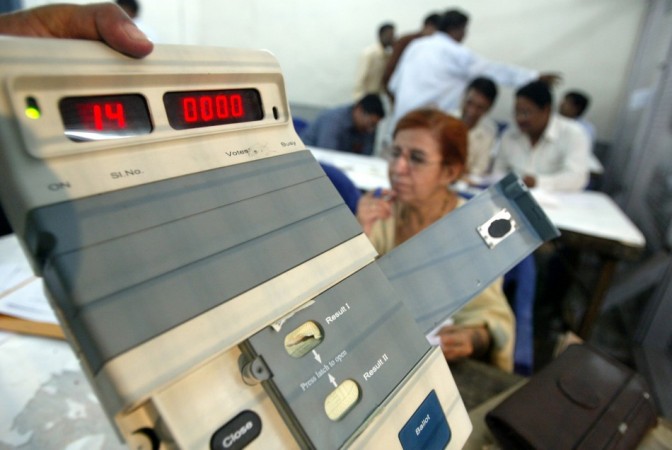 Electronic voting machine