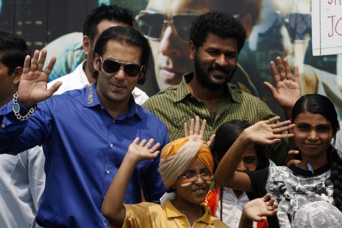 Salman Khan (L), Prabhu Deva