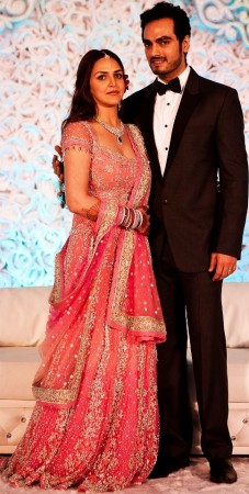 Esha Deol and Bharat Takhtani’s reception (Facebook) Esha Deol and Bharat Takhtani’s reception (Facebook)
