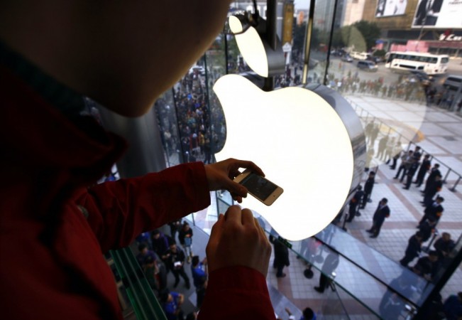 Asia's Biggest Apple Store