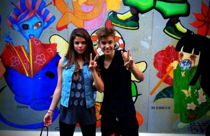 Justin Bieber-Selena Gomez: The young celebrity couple Justin Bieber and Selena Gomez had reportedly parted ways a couple of months ago but they look inseparable of late. The latest we hear is that Justin drove Selena home after an overnight date on December 3. Justin Bieber, Selena Gomez
