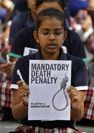 7-year-old Raped in Delhi’s Municipal School; Protestors Pelt Stones, Damage Bus