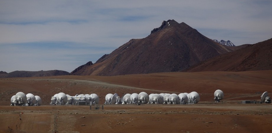 Parabolic antennas of the ALMA (Atacama Large Millimetre/Submillimetre Array) project are seen at the El Llano de Chajnantor in the Atacama desert, some 1730 km (1074 miles) north of Santiago and 5000 metres above sea level, March 12, 2013. (Reuters) Parabolic antennas of the ALMA (Atacama Large Millimetre/Submillimetre Array) project are seen at the El Llano de Chajnantor in the Atacama desert, some 1730 km (1074 miles) north of Santiago and 5000 metres above sea level, March 12, 2013. (Reuters)