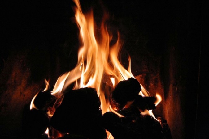 Molested girl dies after setting herself ablaze