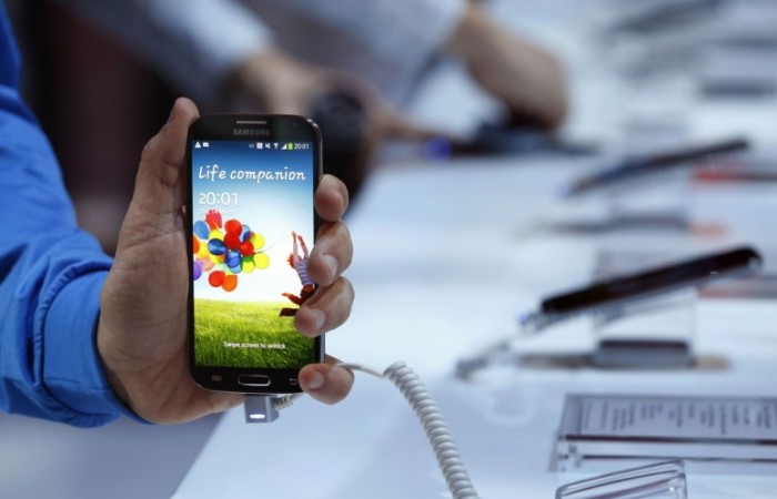 Samsung Galaxy S4 Samsung Galaxy S4